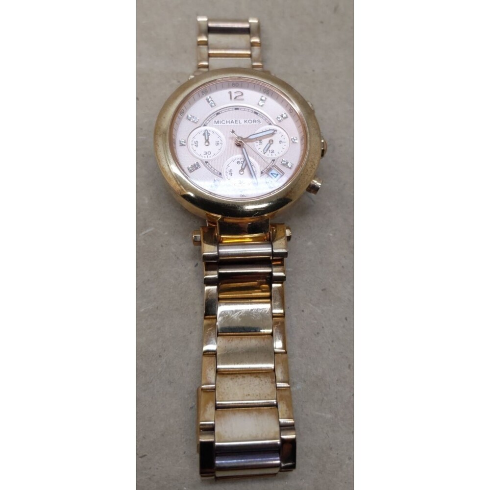 Michael Kors MK- 5277 Women's Chronograph Watch Rose Gold Color Pre-owned VGC